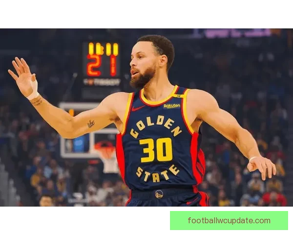 库里下周一复出对阵火箭结束膝伤缺阵27场勇士迎回核心冲击季后赛